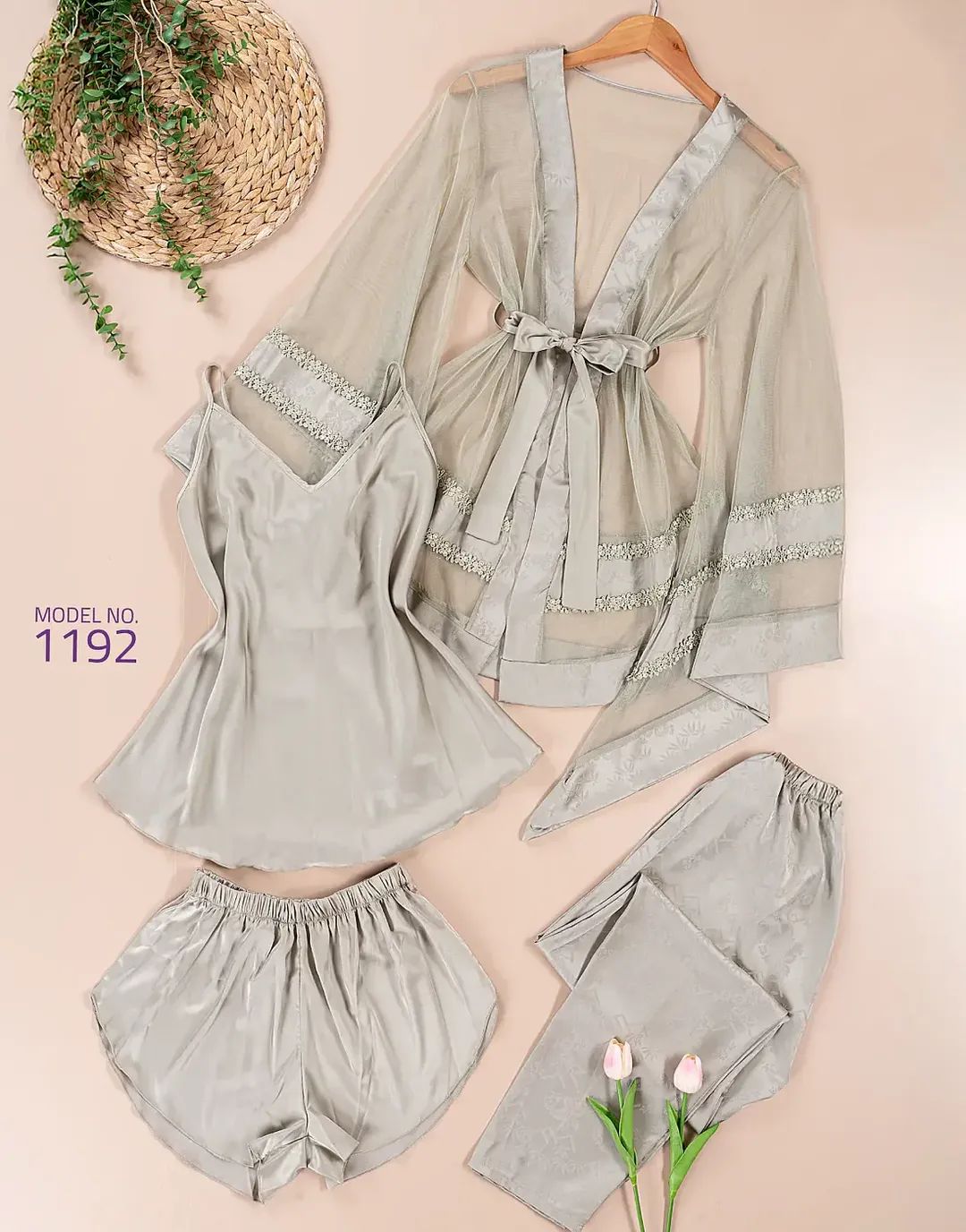 Sexy lingeries
